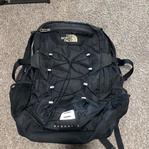 Black north face backpack